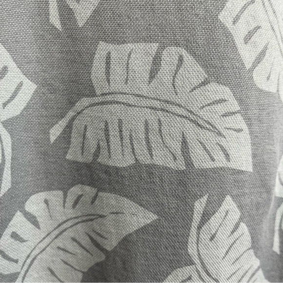 Tommy Bahama New York Yankee Gray Leaf Short Sleeve Polo - Picture 6 of 10